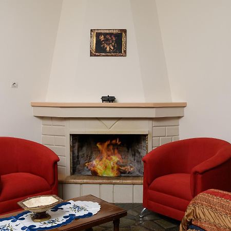 Vila Petrakis Afrathias Garden House Kalamaki  Exteriér fotografie