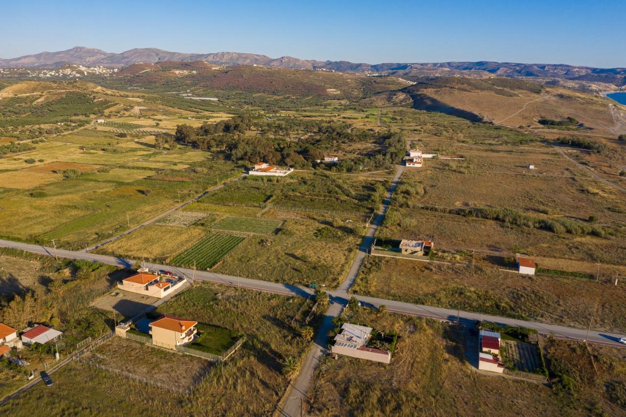 Vila Petrakis Afrathias Garden House Kalamaki  Exteriér fotografie